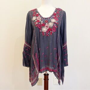 Johnny Was Blouse Top XS Extra Small Gray Pink Embroidered Floral Flared Tunic